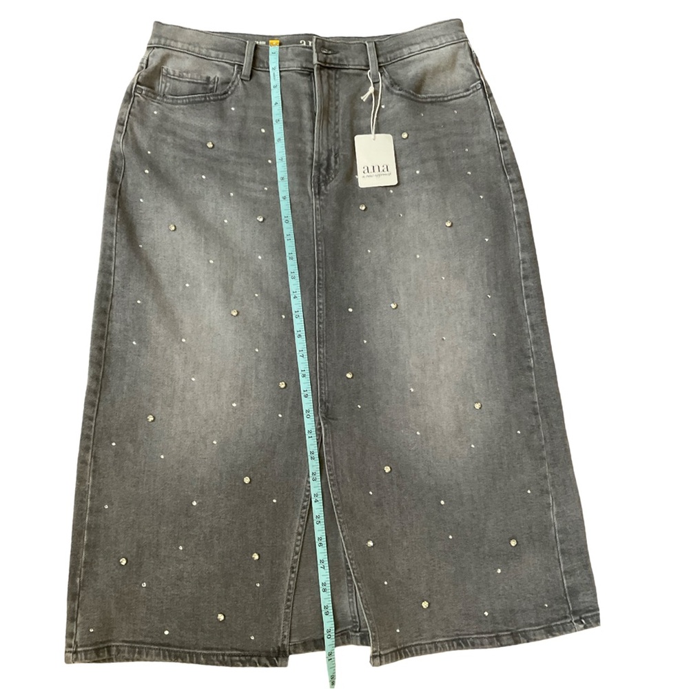 a.n.a High Waist Crystal Embellished Gray Denim Skirt Midi NWT size 12 - Picture 5 of 11